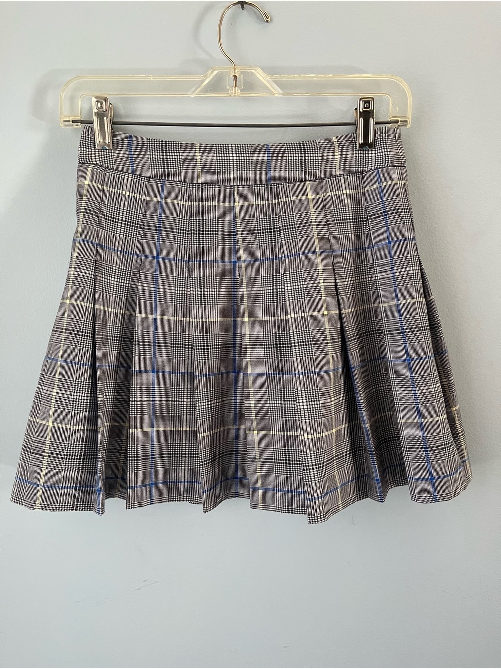 Sunday Best Aritzia Olive Plaid Pleated Mini Skirt Blue & Grey Size 2